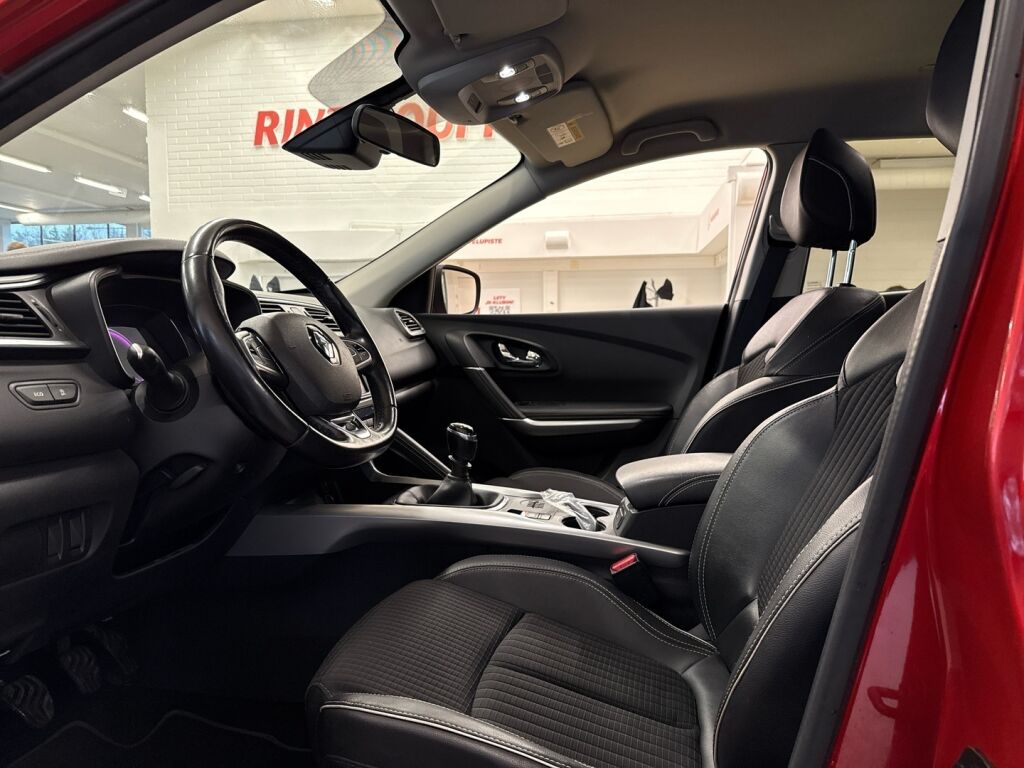 Renault Kadjar 2016 Punainen