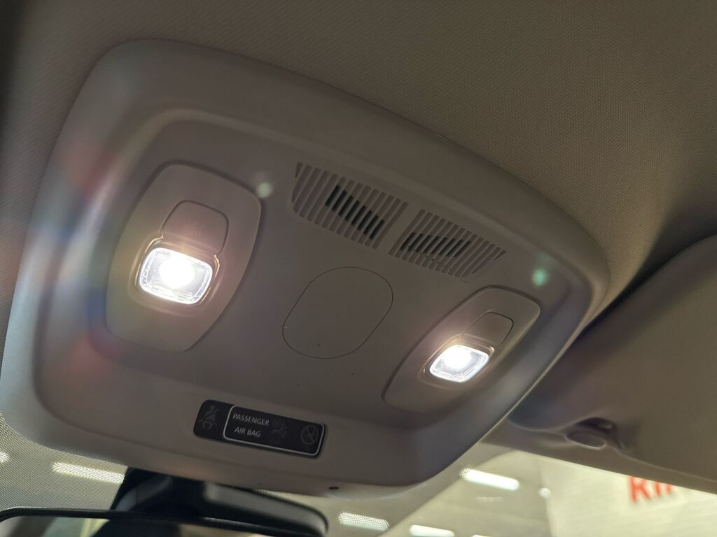 Renault Kadjar 2016 Punainen