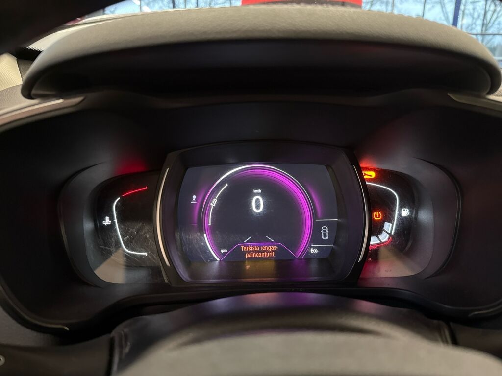 Renault Kadjar 2016 Punainen