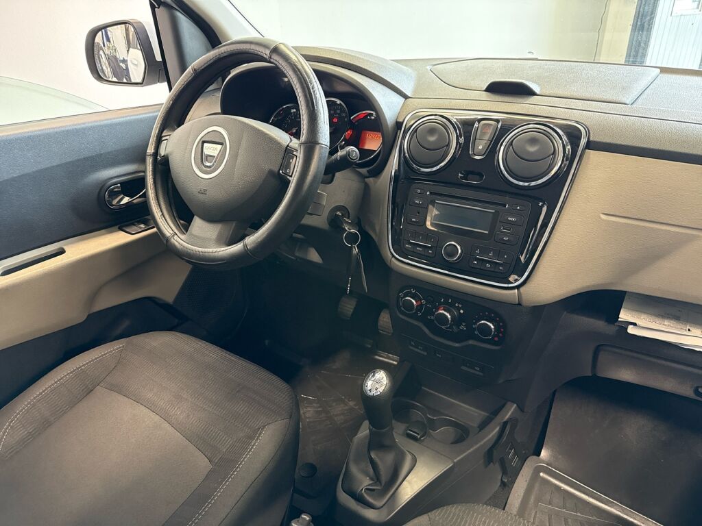 Dacia Lodgy 2017 Valkoinen