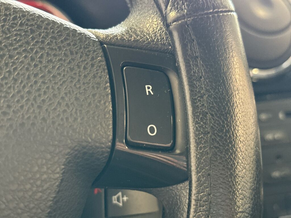 Dacia Lodgy 2017 Valkoinen
