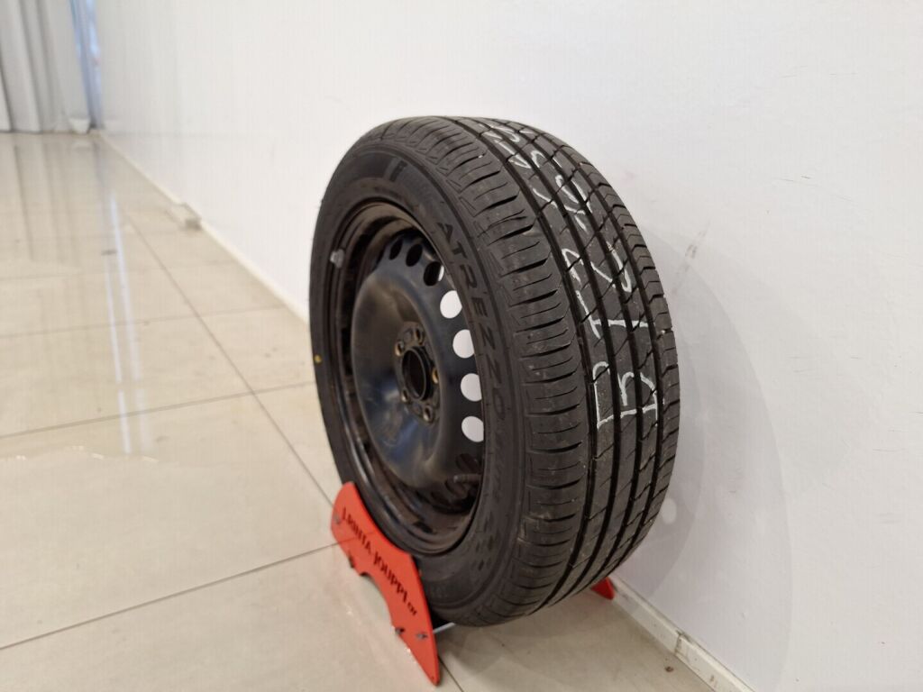 Ford Focus 2016 Punainen