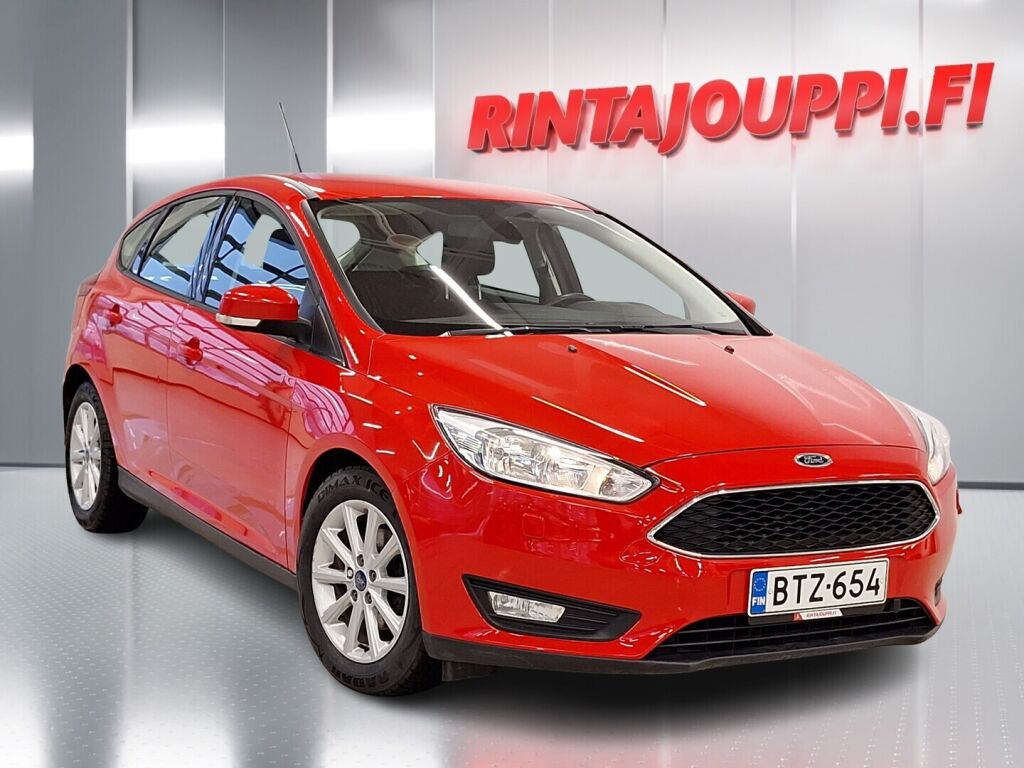 Ford Focus 2016 Punainen
