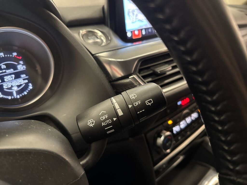 Mazda Mazda6 2017 Punainen