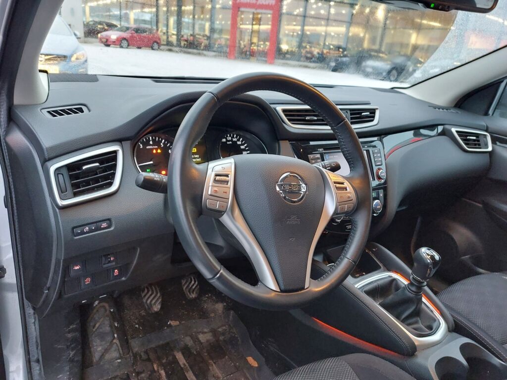 Nissan Qashqai 2017 Hopea