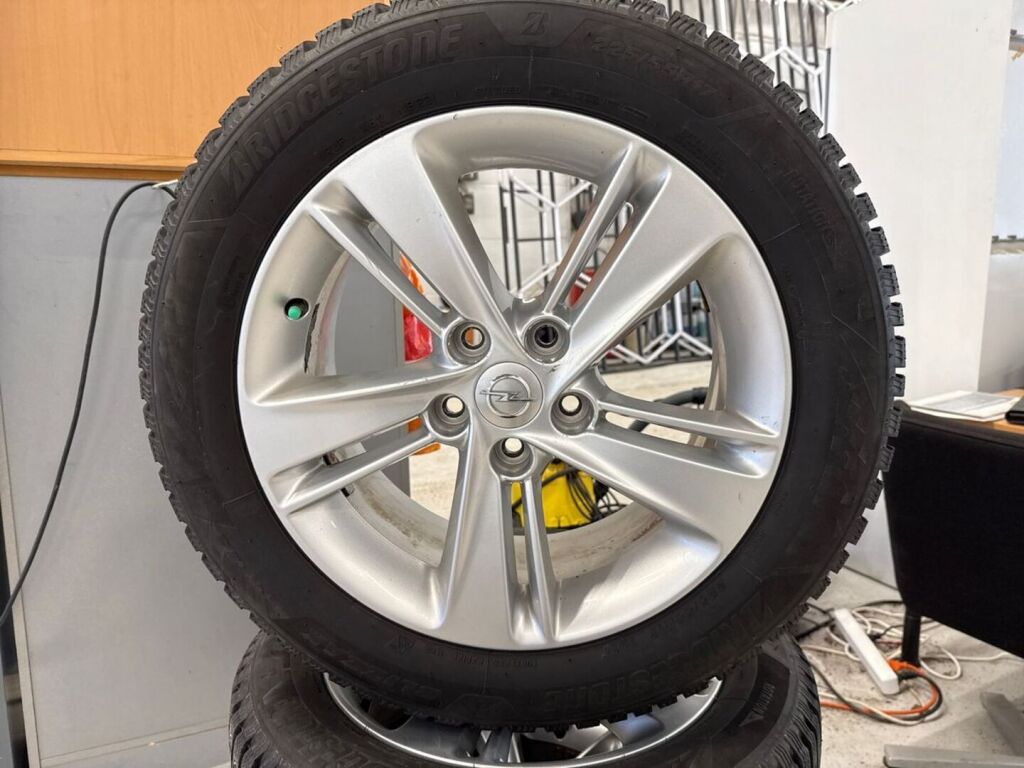 Opel Insignia 2018 Valkoinen