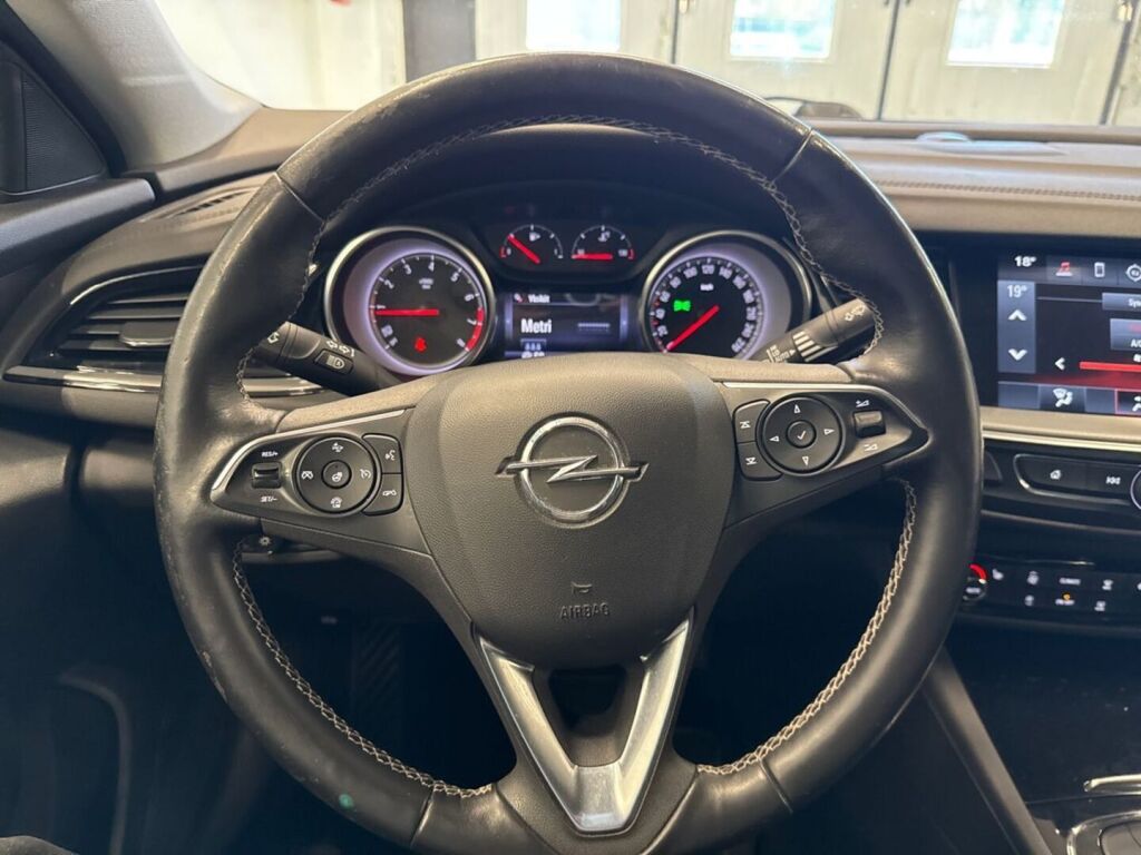 Opel Insignia 2018 Valkoinen