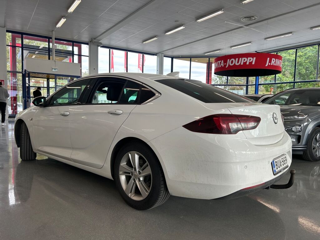 Opel Insignia 2018 Valkoinen
