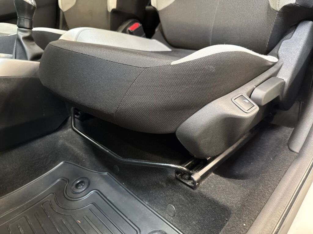Toyota AYGO 2017 Valkoinen