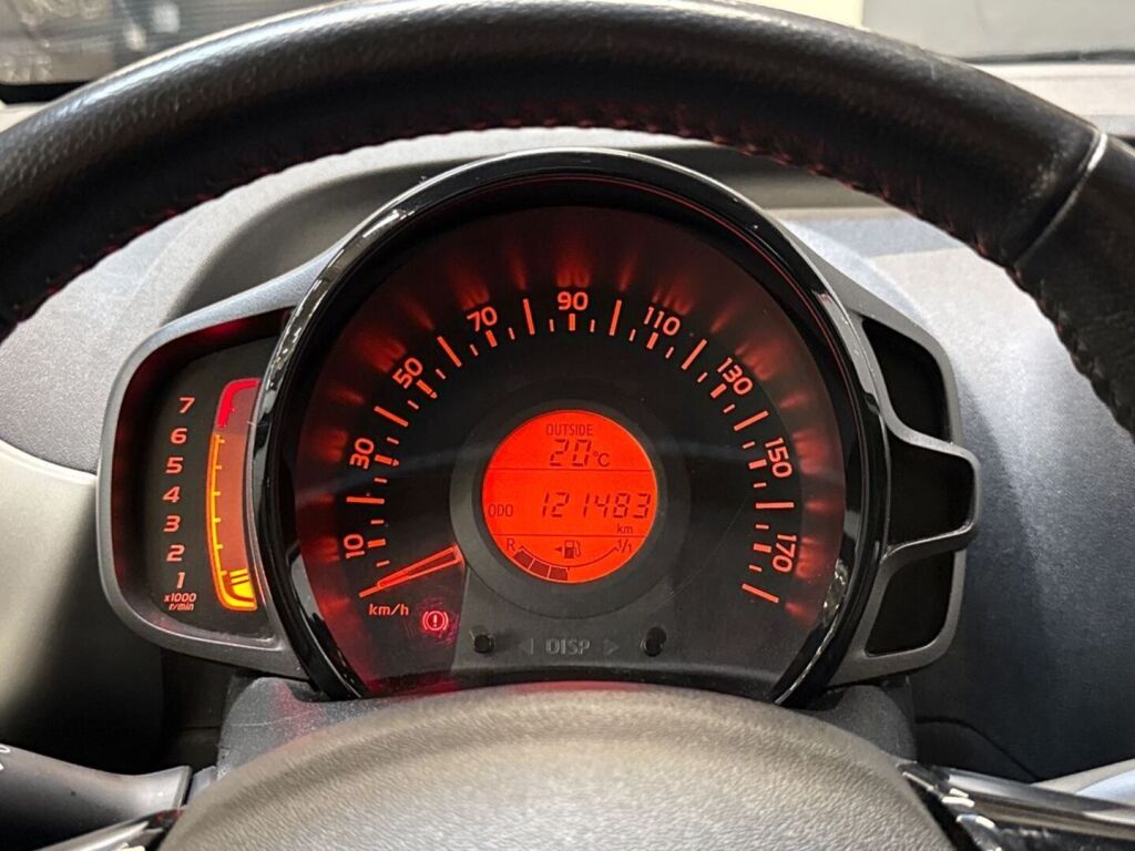 Toyota AYGO 2017 Valkoinen