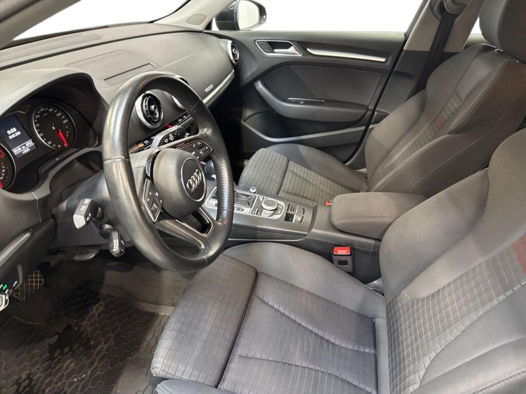 Audi A3 2017 Musta