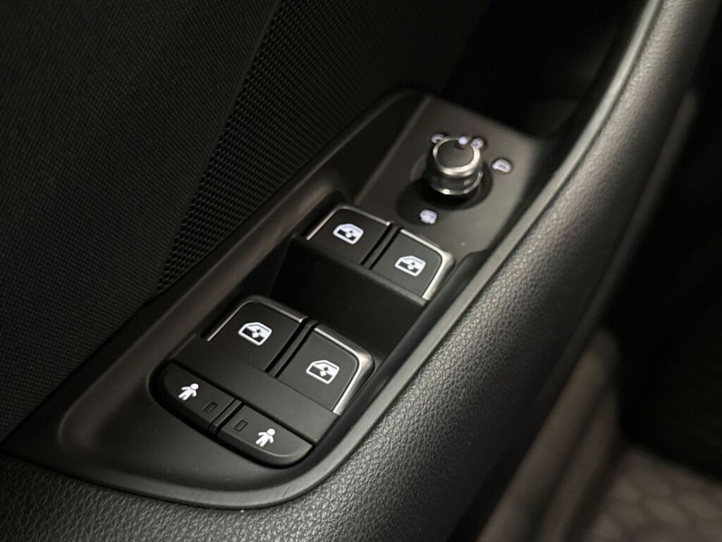 Audi A3 2017 Musta