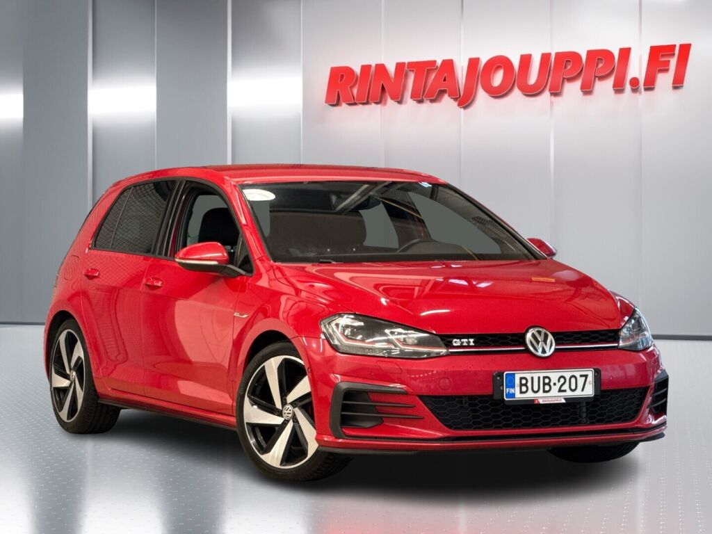Volkswagen Golf 2017 Punainen