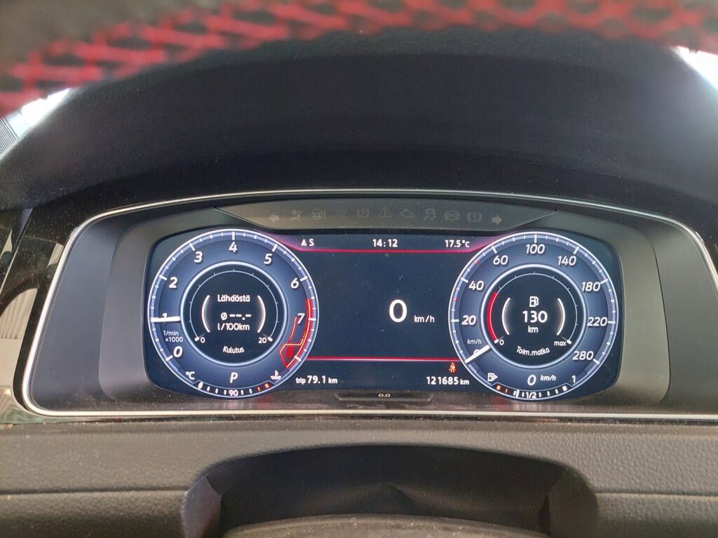 Volkswagen Golf 2017 Punainen