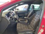 Volkswagen Golf 2017 Punainen