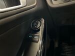 Ford Fiesta 2017 Punainen