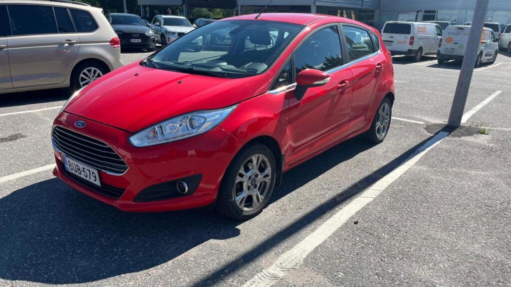 Ford Fiesta 2017 Punainen