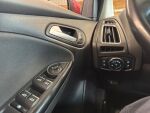 Ford Focus 2017 Punainen