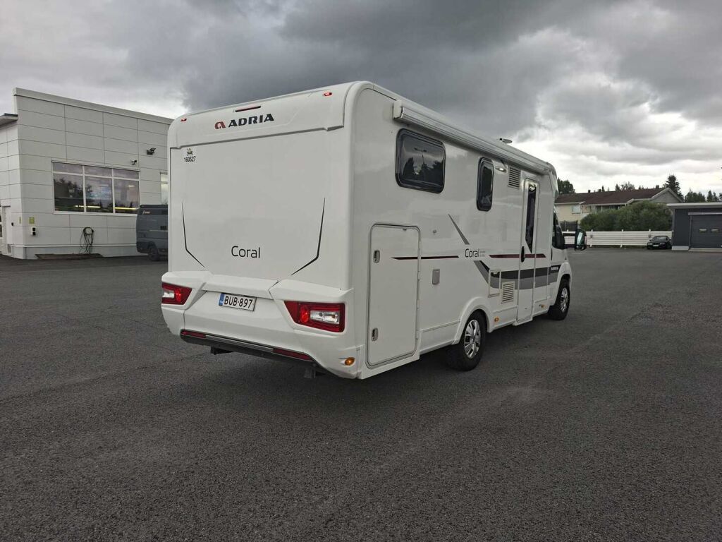 Adria CORAL 670 SL 2016 Valkoinen