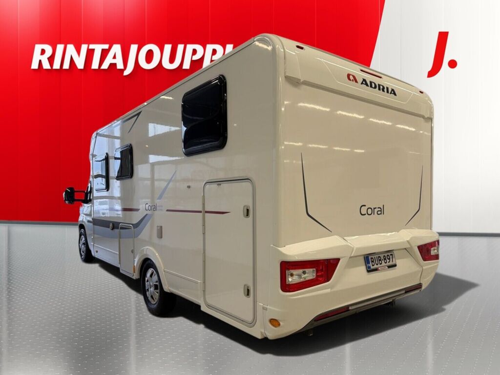 Adria CORAL 670 SL 2016 Valkoinen