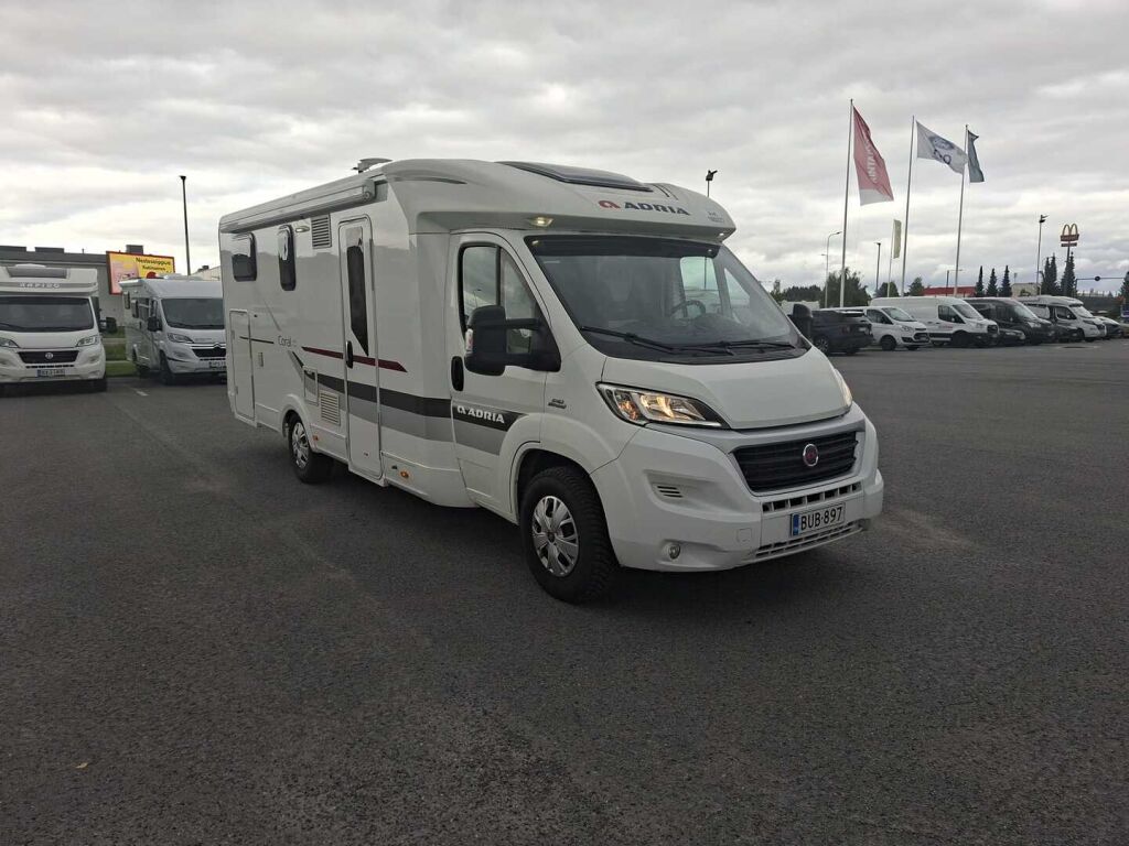 Adria CORAL 670 SL 2016 Valkoinen
