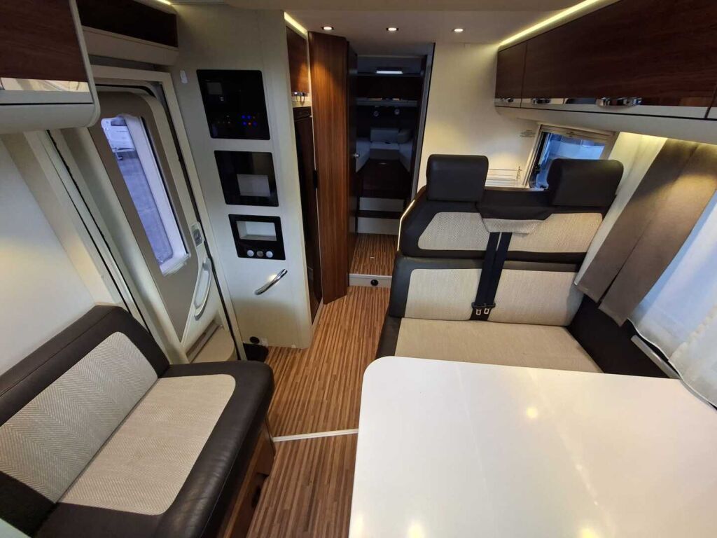 Adria CORAL 670 SL 2016 Valkoinen