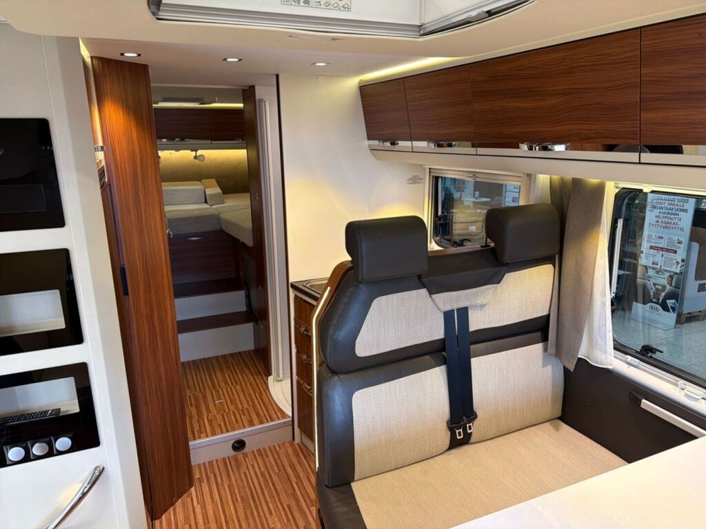 Adria CORAL 670 SL 2016 Valkoinen