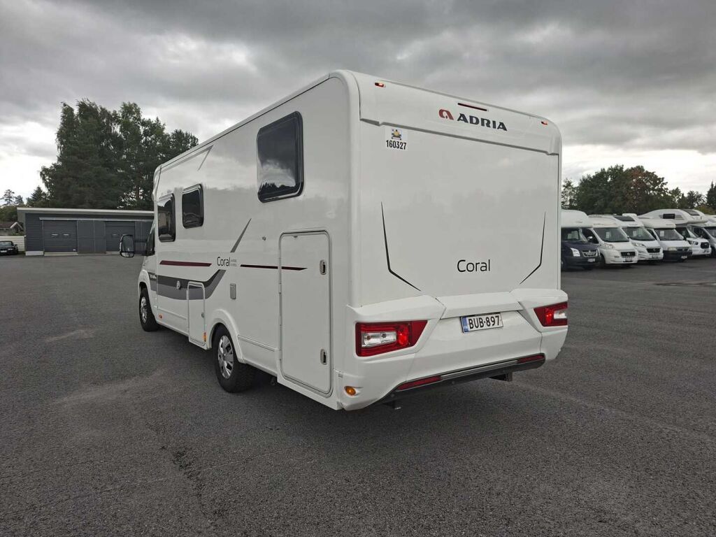 Adria CORAL 670 SL 2016 Valkoinen