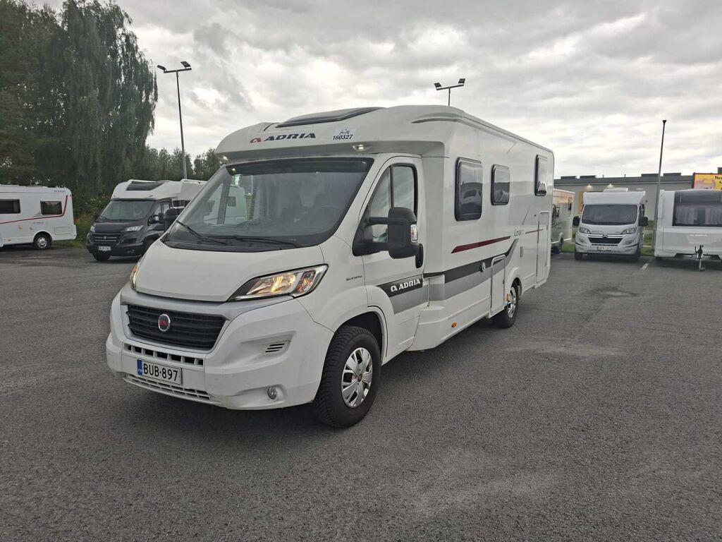 Adria CORAL 670 SL 2016 Valkoinen
