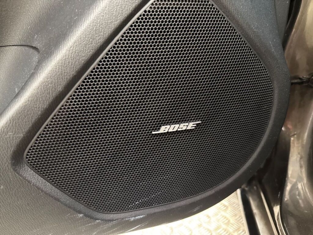 Mazda Mazda3 2017 Harmaa