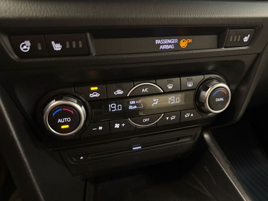 Mazda Mazda3 2017 Harmaa