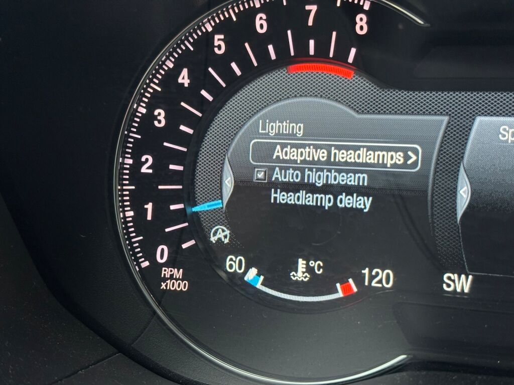 Ford Mondeo 2017 Musta