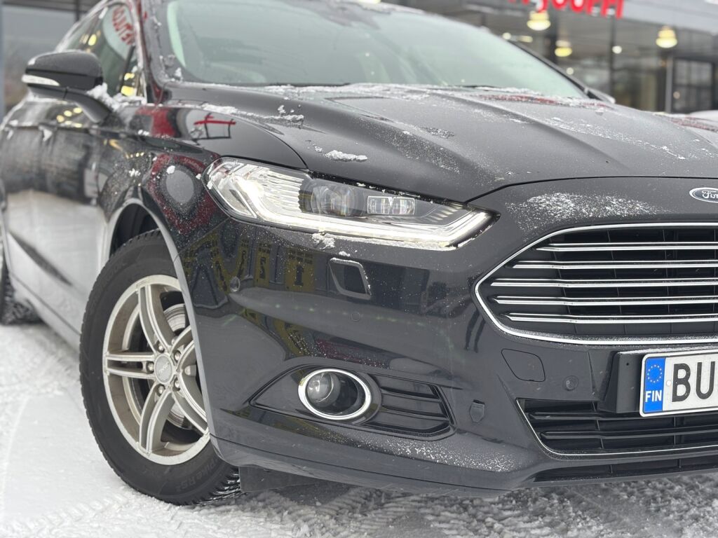 Ford Mondeo 2017 Musta