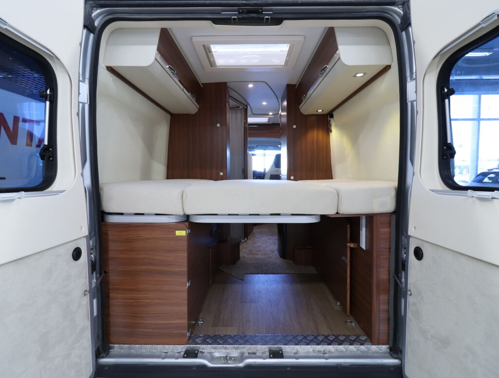 Adria TWIN 600 SP PLATINUM 2017 Harmaa