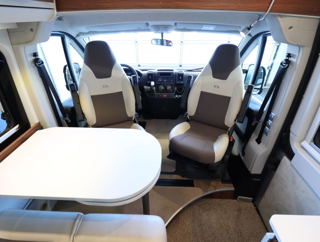 Adria TWIN 600 SP PLATINUM 2017 Harmaa