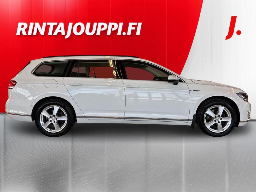 Volkswagen Passat 2017 Valkoinen