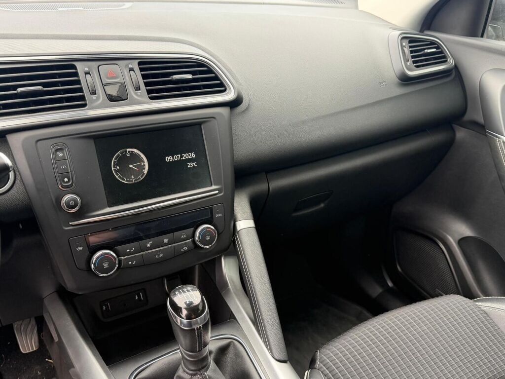 Renault Kadjar 2017 Ruskea (beige)
