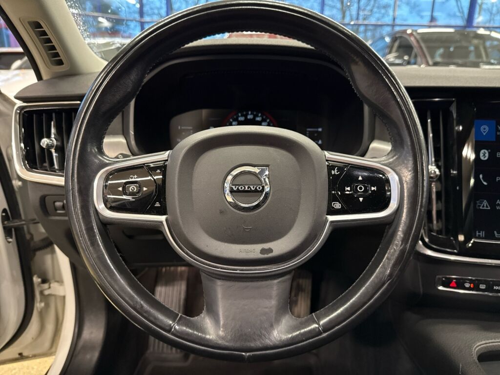 Volvo V90 2017 Valkoinen