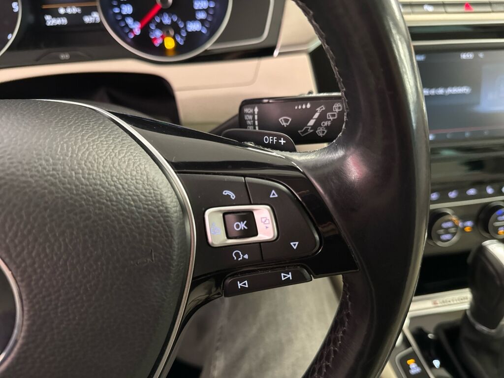 Volkswagen Passat 2016 Harmaa