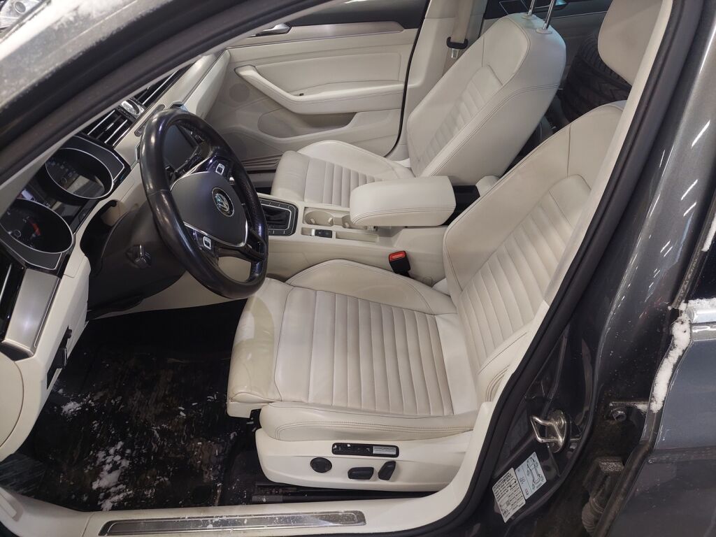 Volkswagen Passat 2016 Harmaa