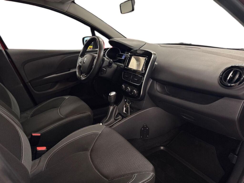 Renault Clio 2017 Punainen