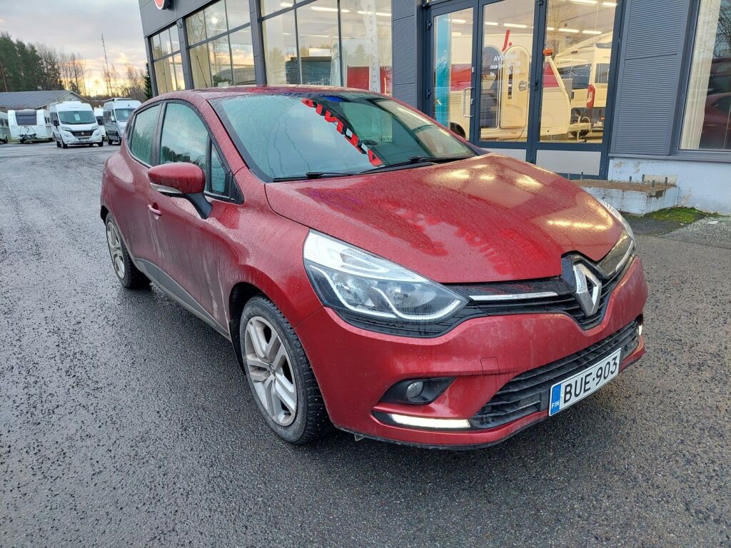 Renault Clio 2017 Punainen
