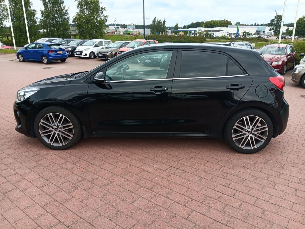 Kia Rio 2017 Musta