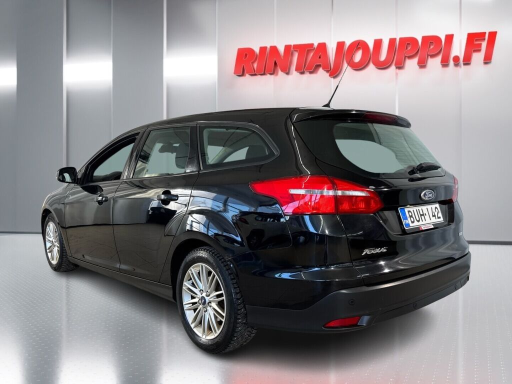 Ford Focus 2015 Musta