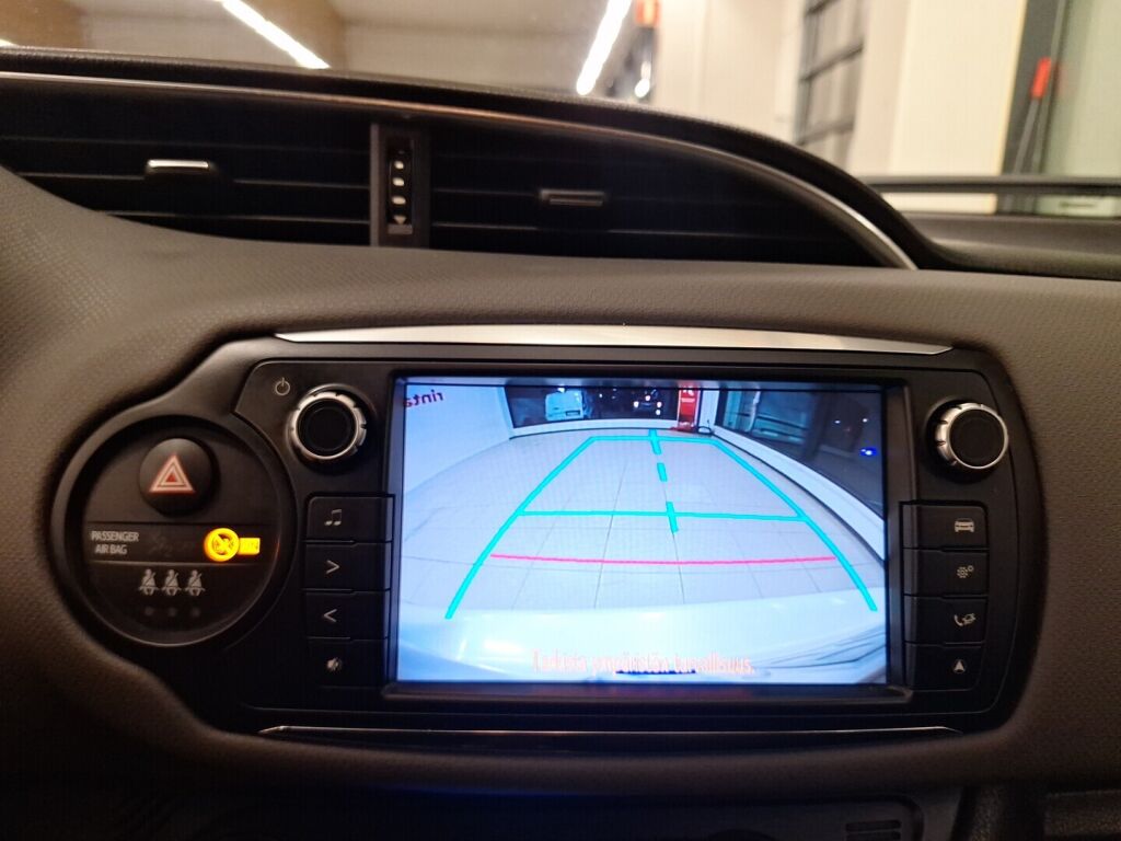 Toyota Yaris 2015 Valkoinen