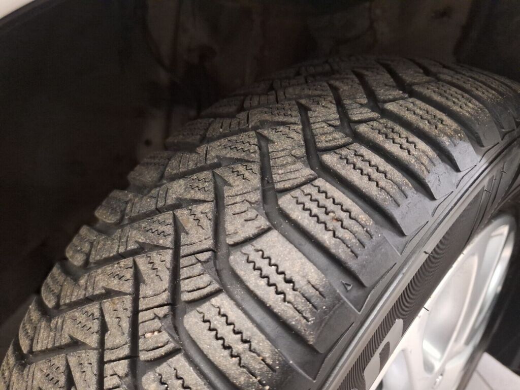 Toyota Yaris 2015 Valkoinen