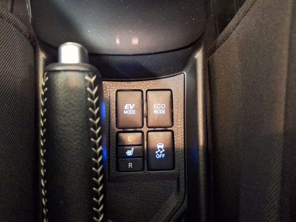 Toyota Yaris 2015 Valkoinen