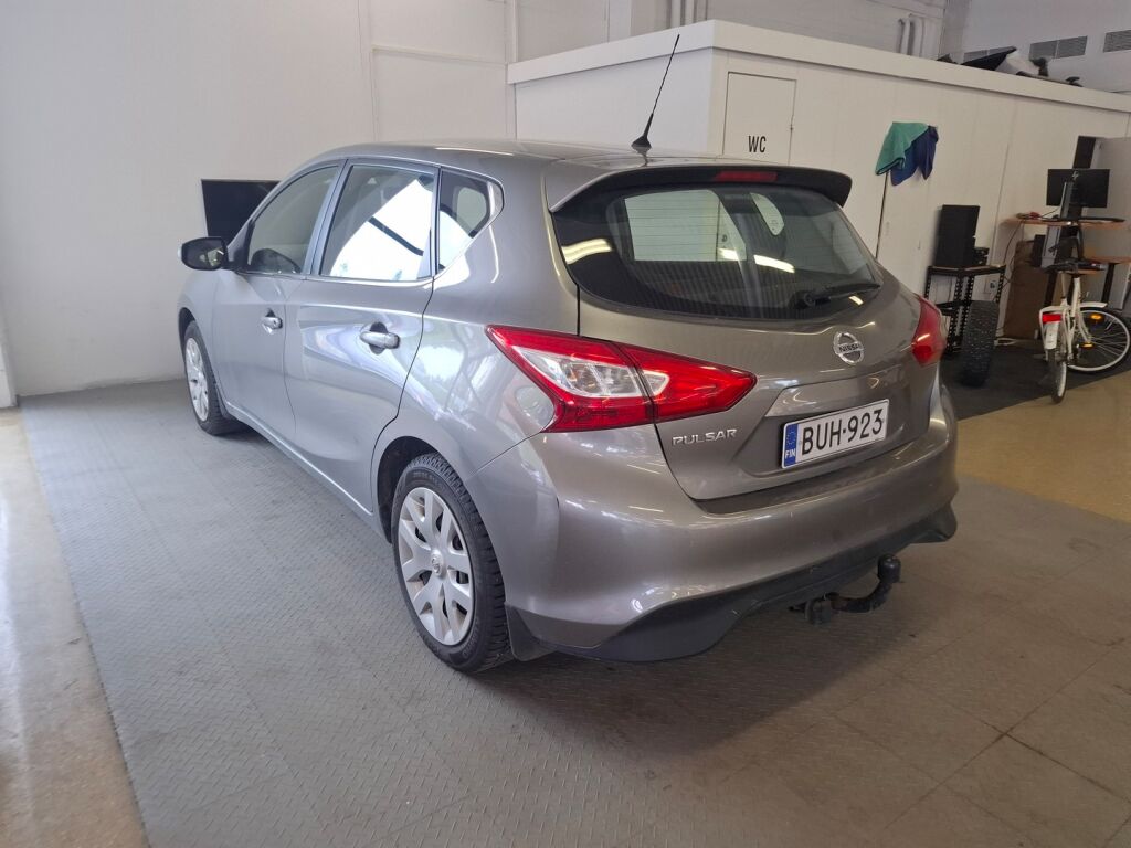Nissan Pulsar 2015 Harmaa