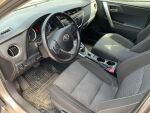 Toyota Auris 2015 Ruskea (beige)