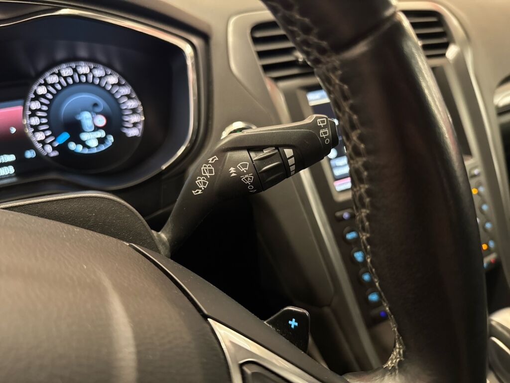 Ford Mondeo 2015 Harmaa